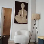 Apartmento En Plaza De Toros * لقنت